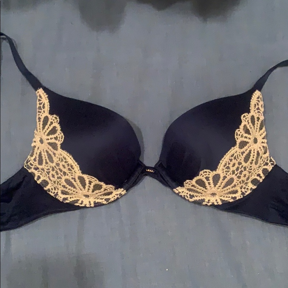 Fabulous by Victoria’s Secret Bra
